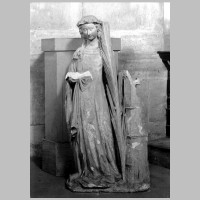 Collégiale Notre-Dame de Poissy, photo Molinard, culture.gouv.fr, Sainte Barbe,2.jpg